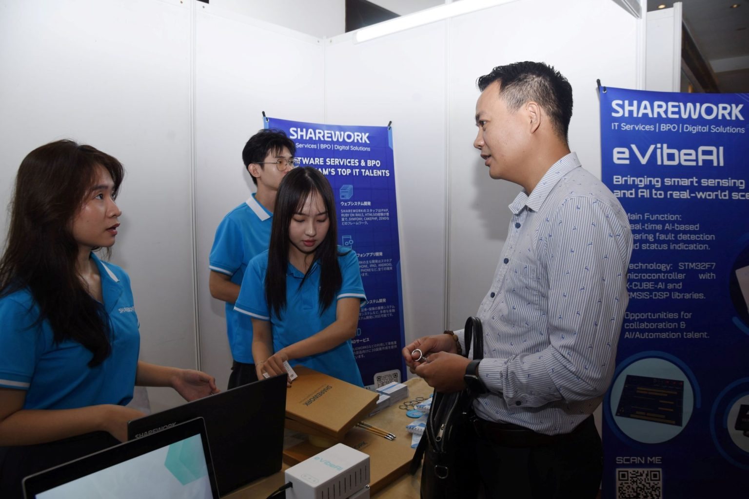 Exhibition booth conversation